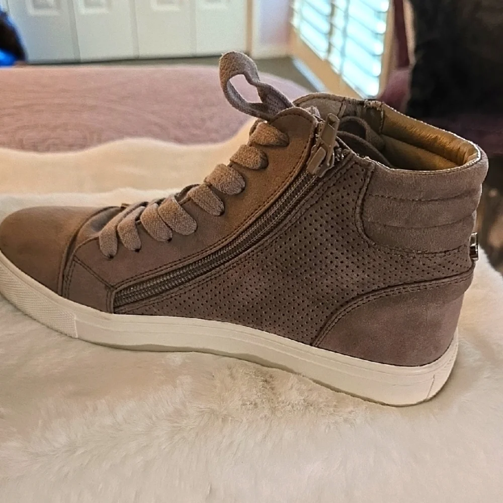 Steve Madden 